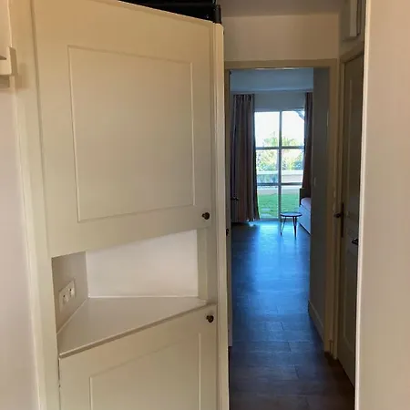 Cap Esterel, 2 Pieces, Jardin, Vue Et Piscine Apartamento *